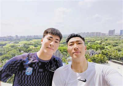 欧美真军实干露性器电影